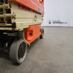 jlg-1930es-tyres-855.png